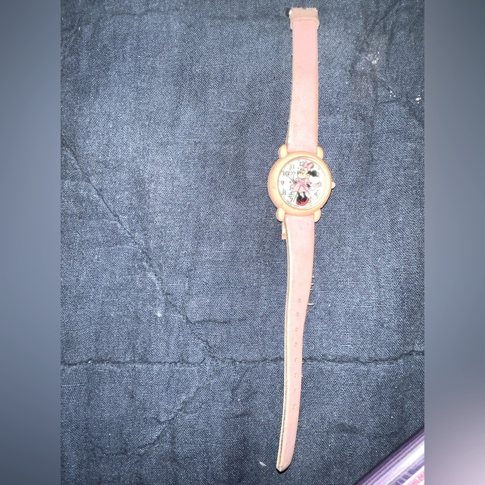 Vintage lorus Minnie Mouse watch